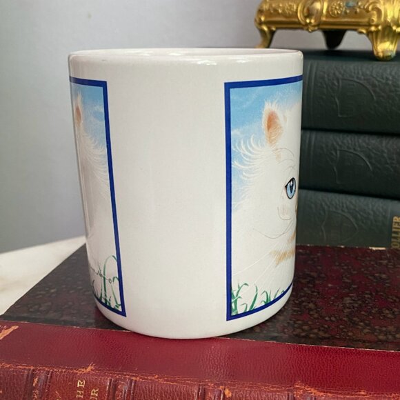 Vintage Fluffy blue eyed Cat Kitten 80s 90s Mug Cup - Picture 3 of 4